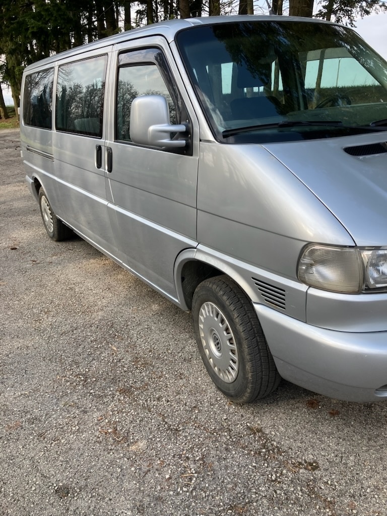 Predám VW T4 Transporter 2,5 Tdi syncro - 4