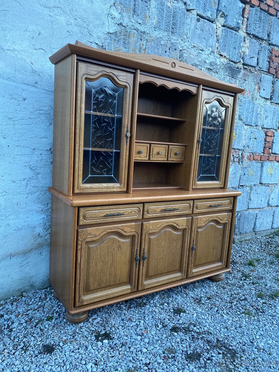 Kredenc / příborník - 4