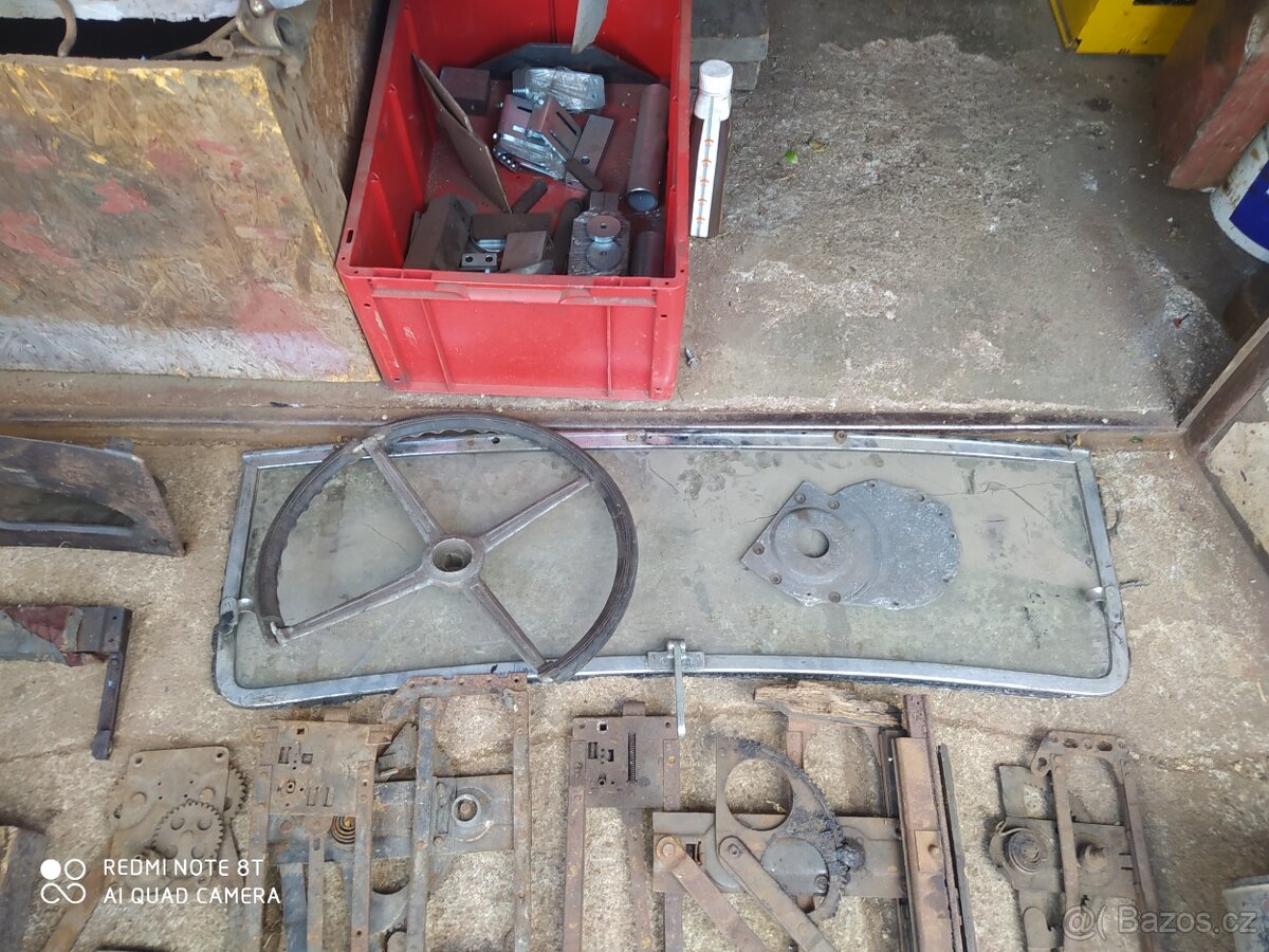 Díly na předválečné Mercedesy - 4