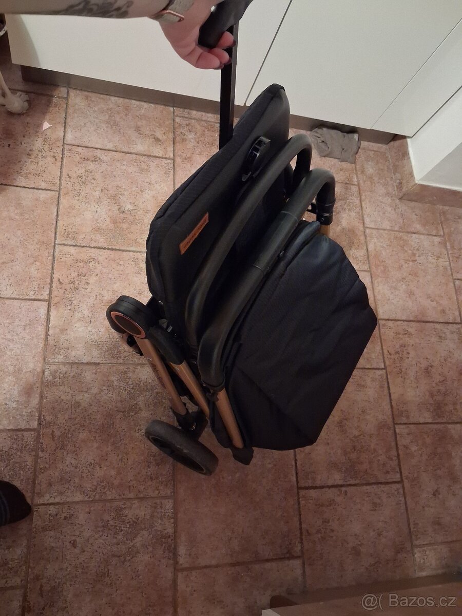 Sportovní kočárek - 4