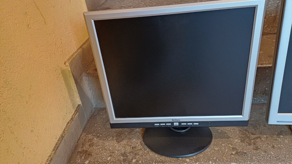 Monitory - 4