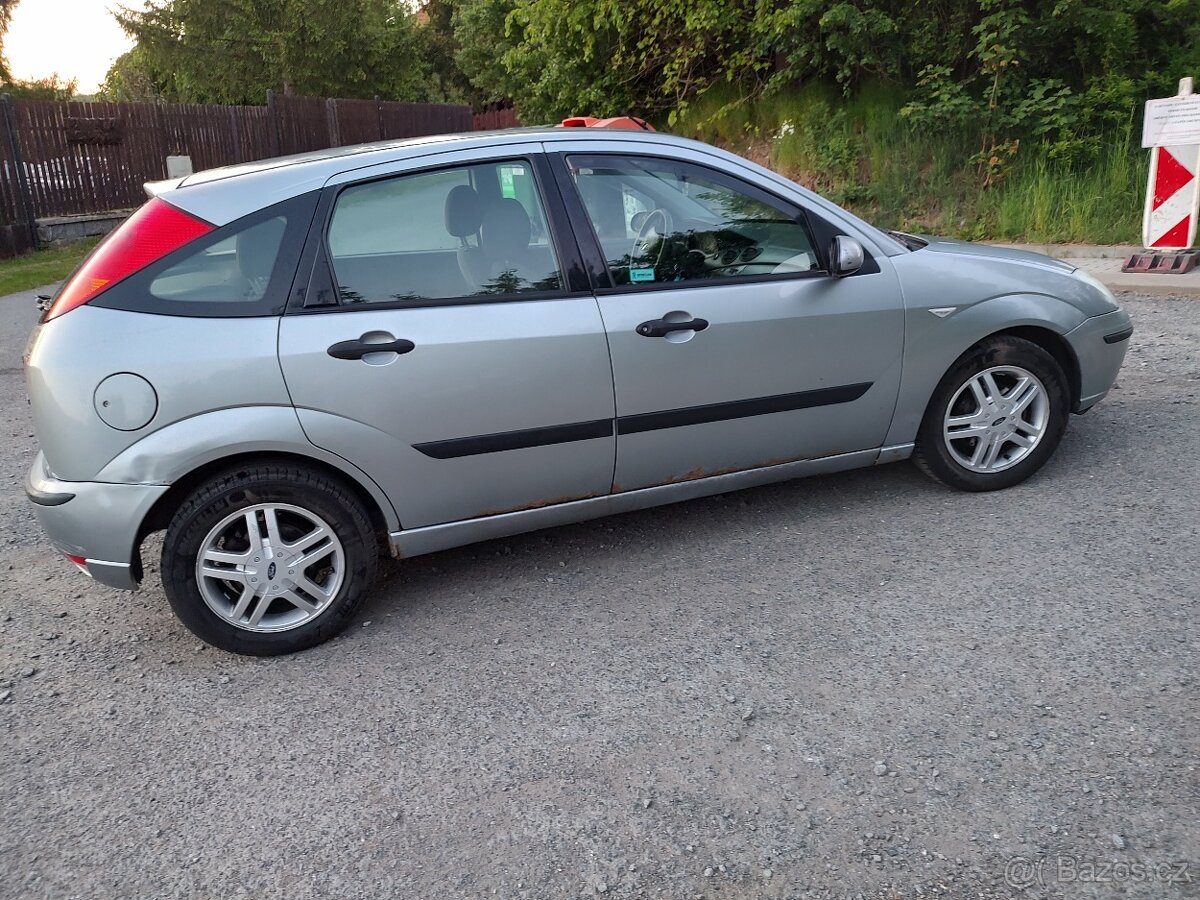 Ford focus 1.8 tdci 2003 hatchback - 4