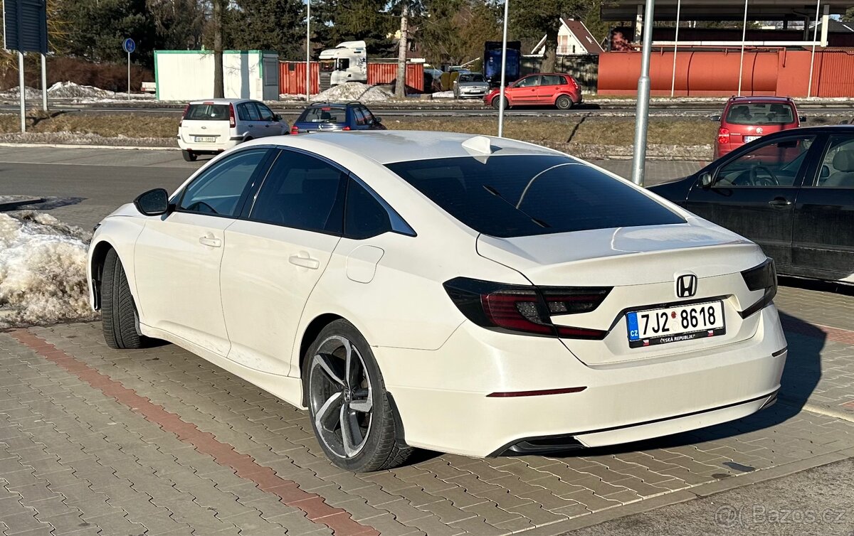 Honda Accord X Hybrid 2.0 - 4