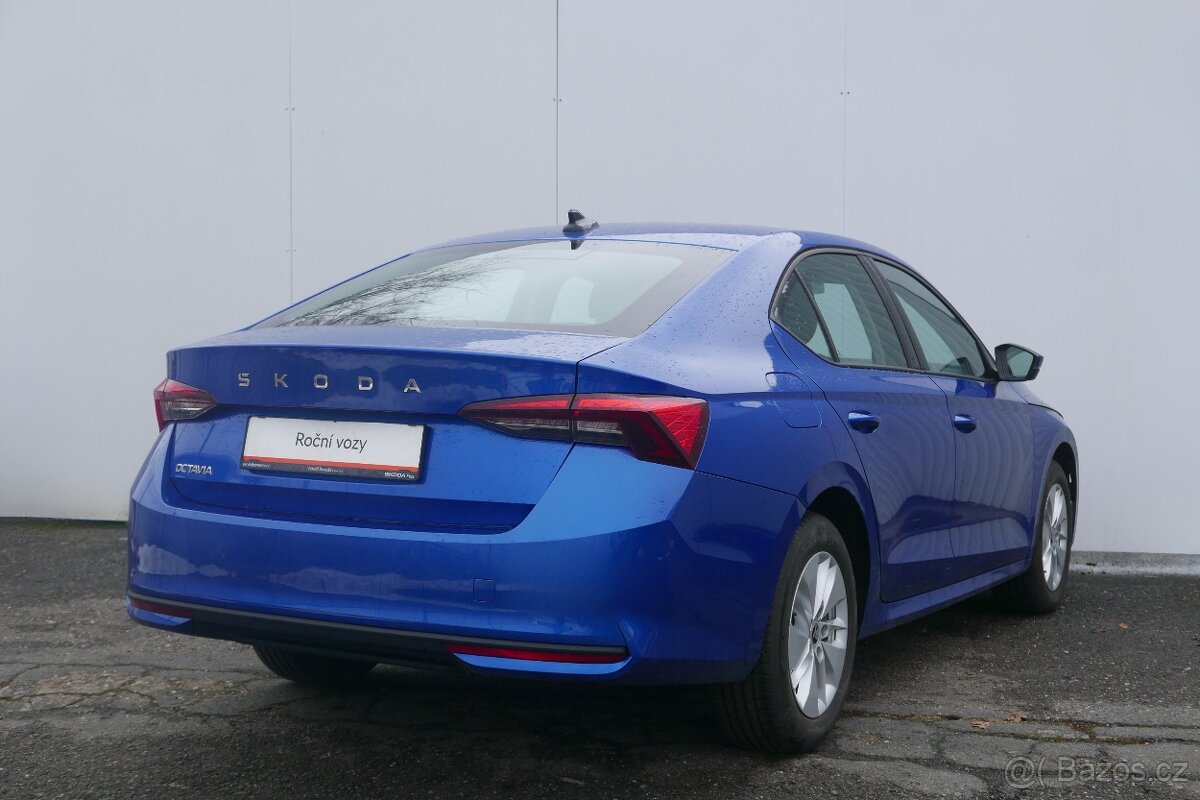 Škoda Octavia 1.5 TSI 110kW M6° Selection - 4