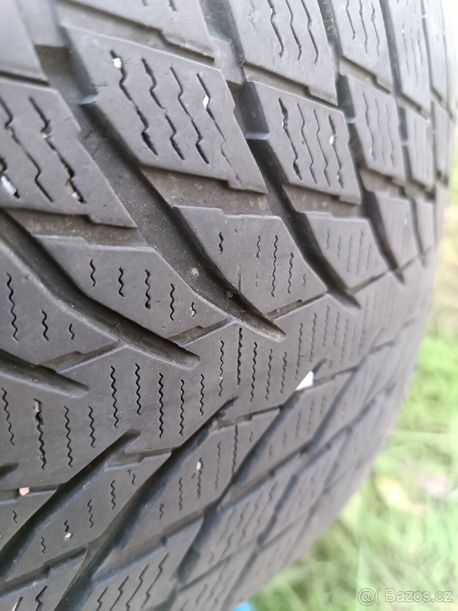 Zimní pneu Nokian 225/45/17 - 4