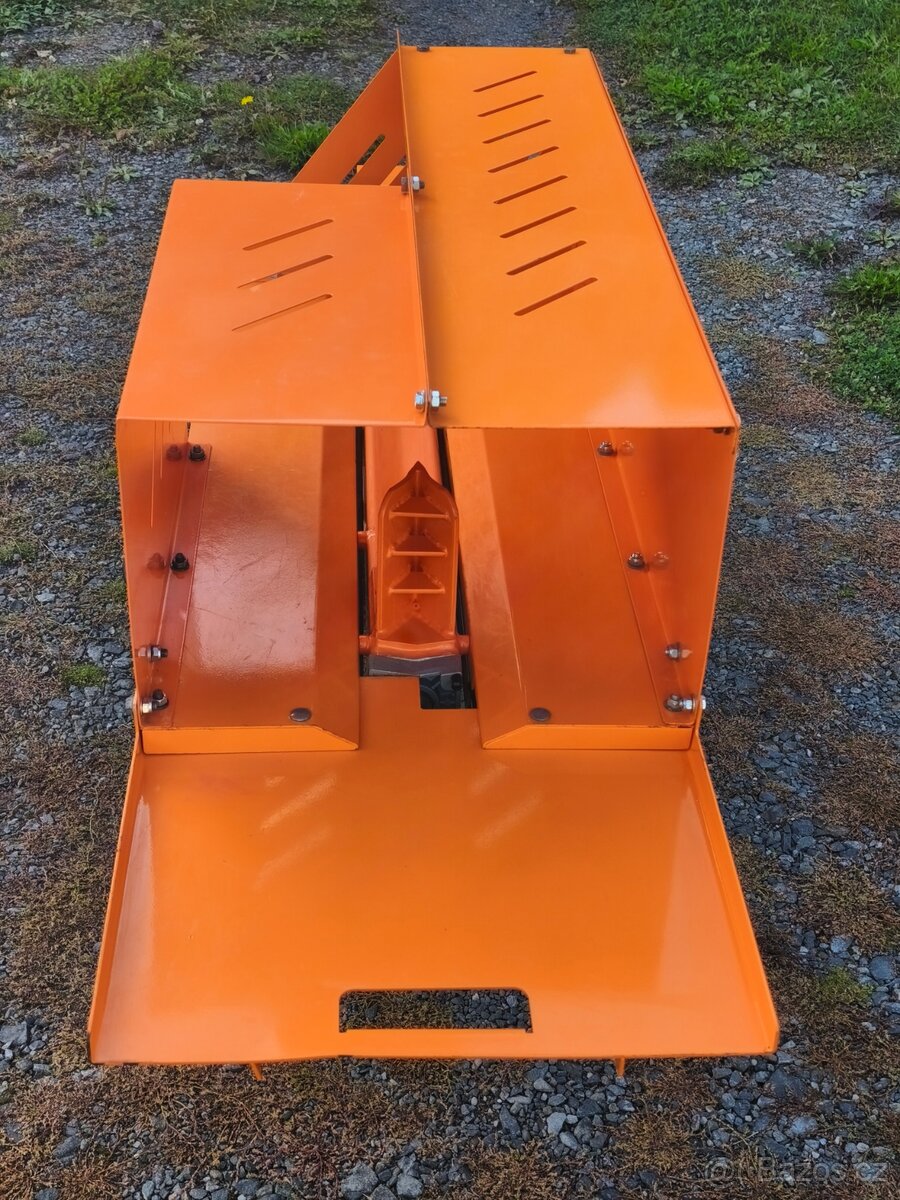Prodám Štípačka dřeva Patriot 5 Tun. - 4