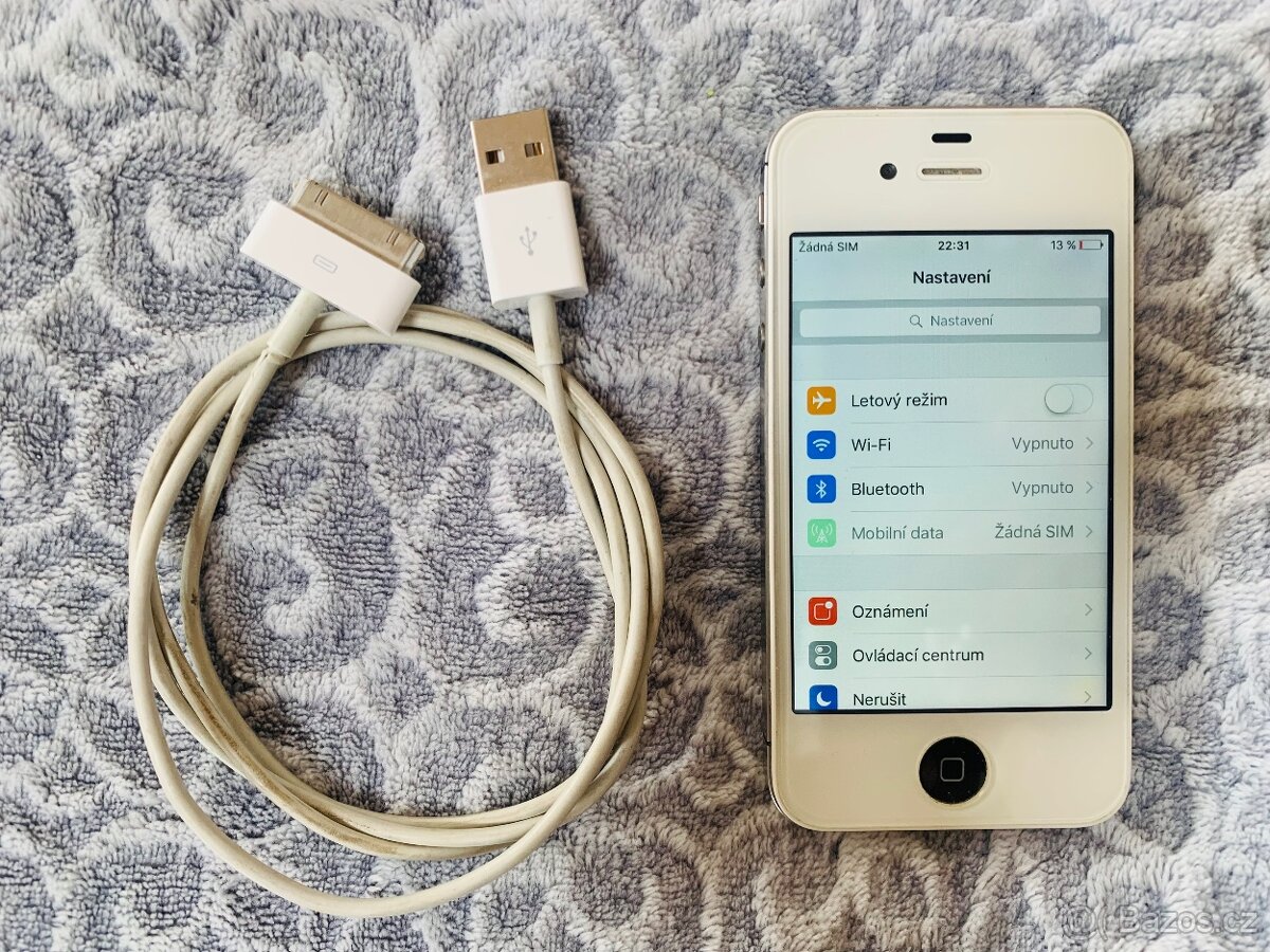 iPhone 4(s) bílý 32GB - 4