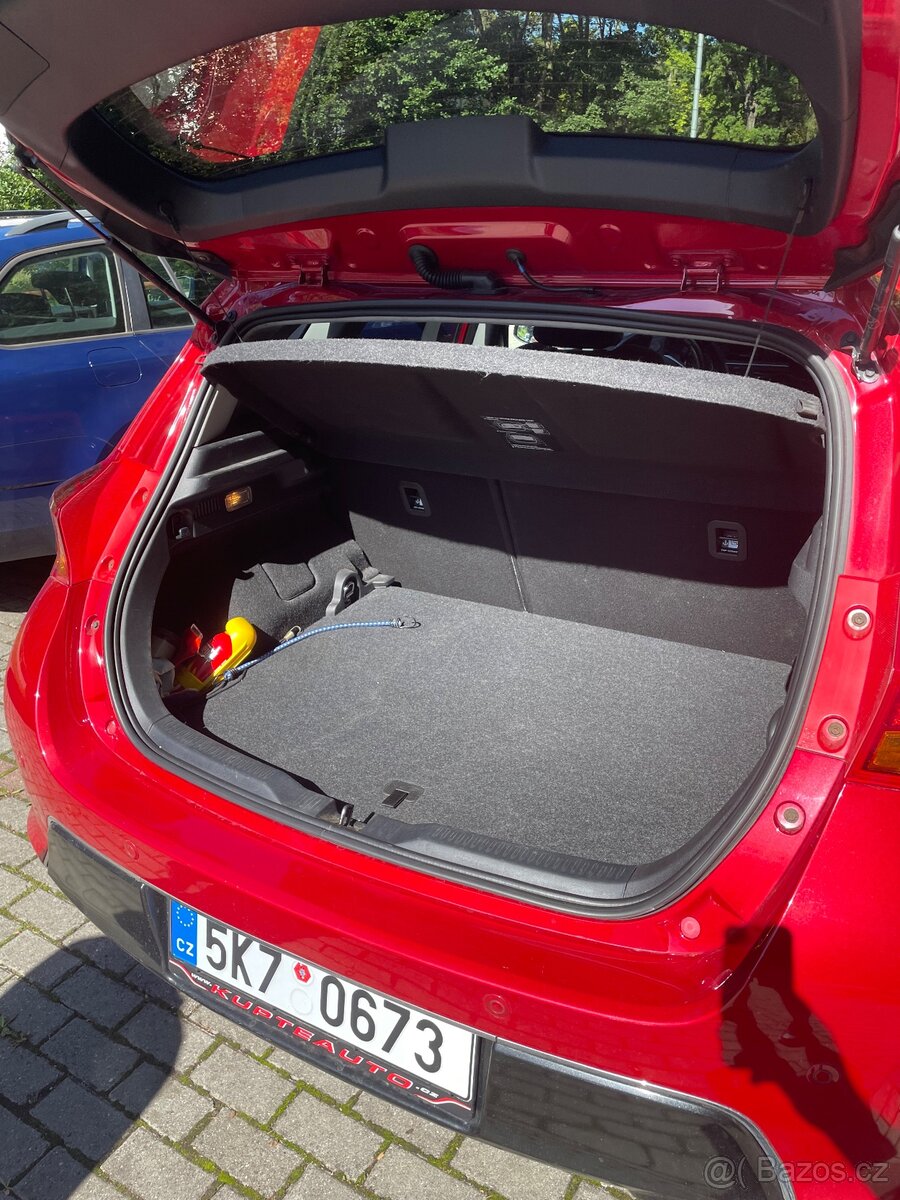 Toyota Auris 1.6 89000km - 4