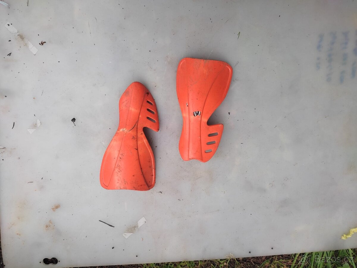 KTM EXC 520 - plasty