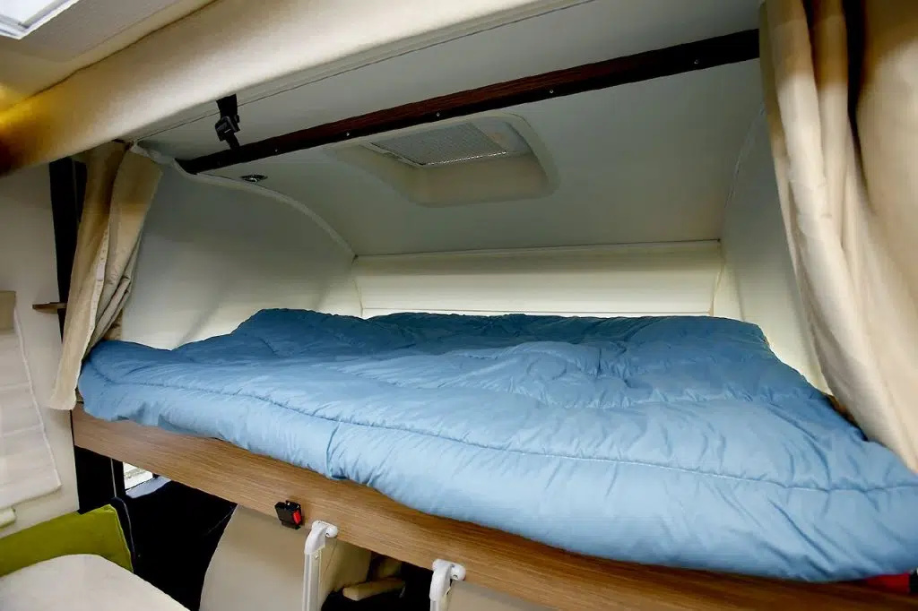 Itineo SLB700, Fiat 109Kw, Automat, 3,5t, 5 jízda / 5 spaní - 4