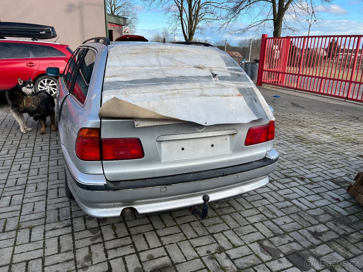 Náhradní díly Bmw e39 525d touring 2000 titansilber - 4