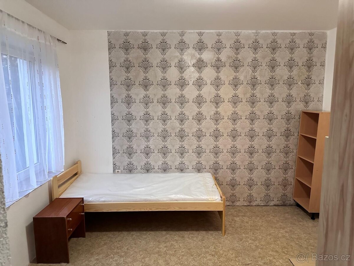 Pronájem pokoje 1+0 (1+kk) 20m2, ul Kadaňká, Chomutov - 4