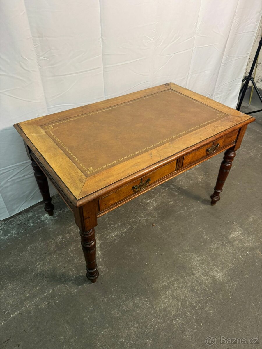 Francouzský nízký psací stůl (137021) - 4