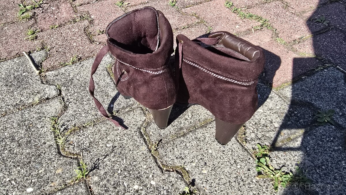 Dánské boty na podpatku - 4