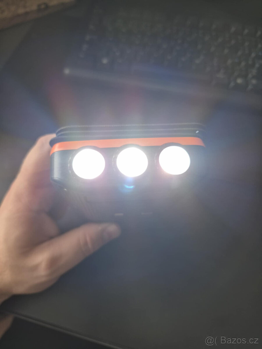 POWERBANKA SOLÁRNÍ KABELY SVÍTILNA. - 4