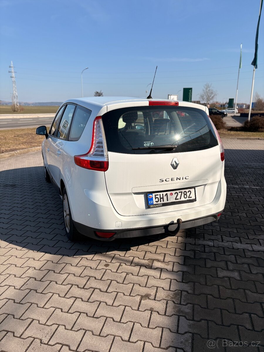 Renault Megane Scenic 1.6i - 4