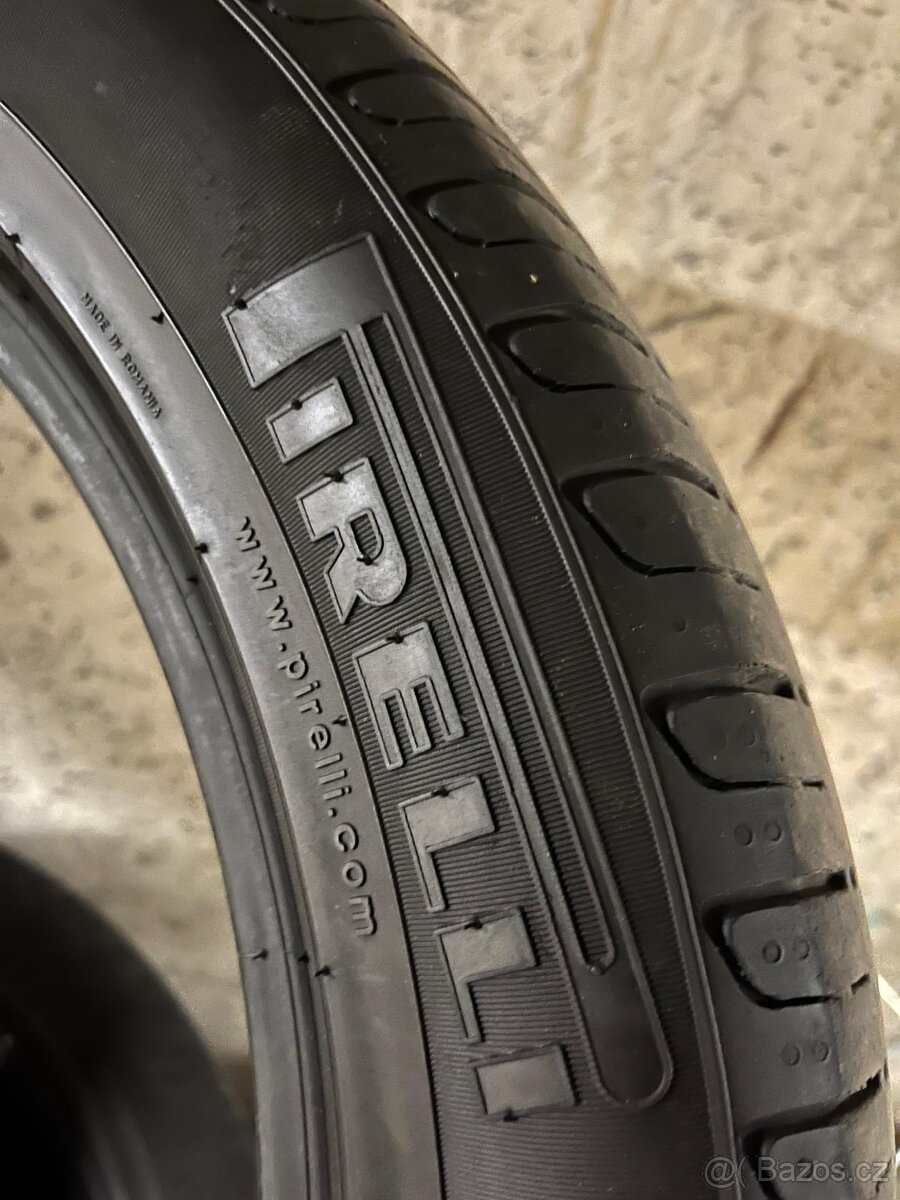 Pneu Pirelli 235/50 R19 99V - 4