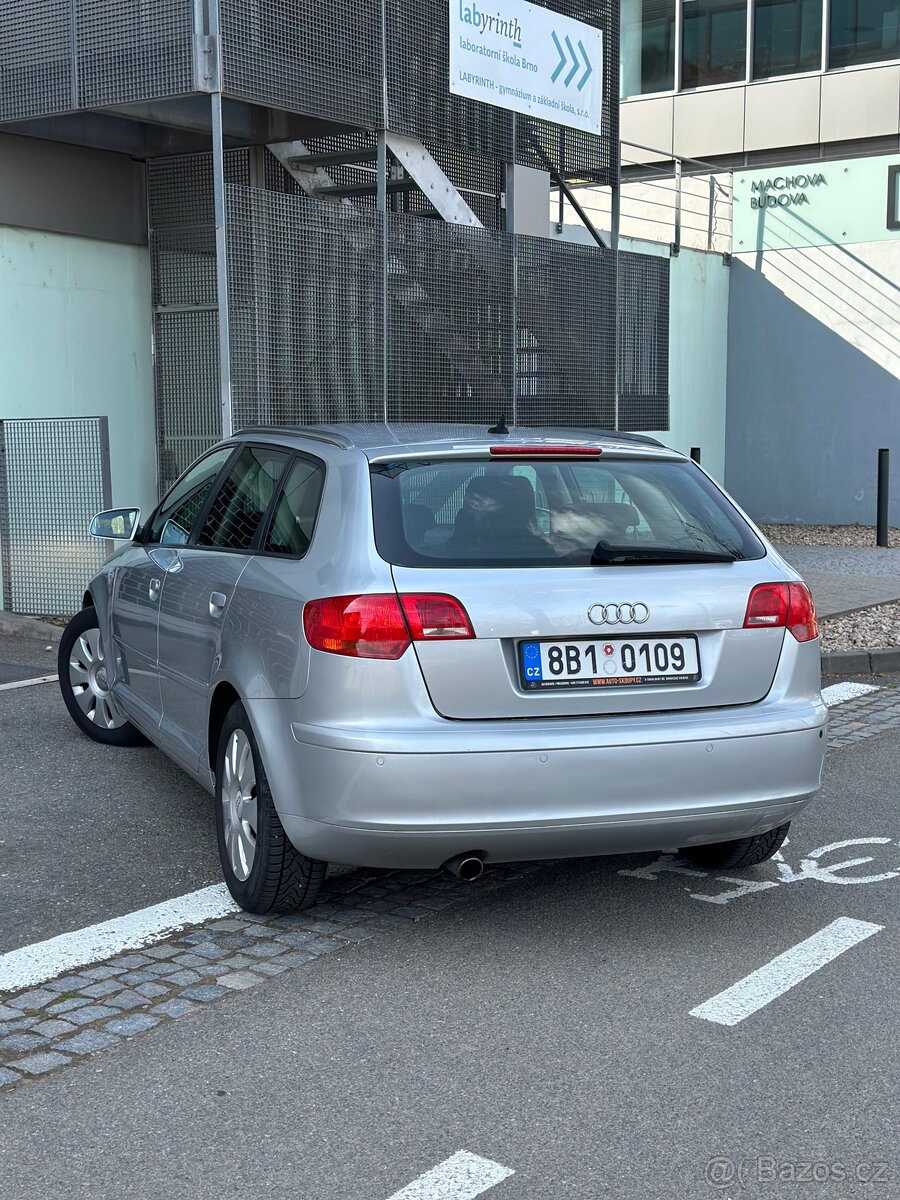 Audi A3 1.6 - 4