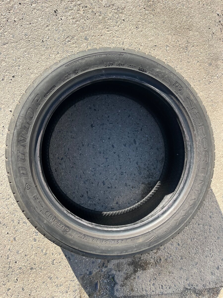 Pneu 225/45/17 - 4