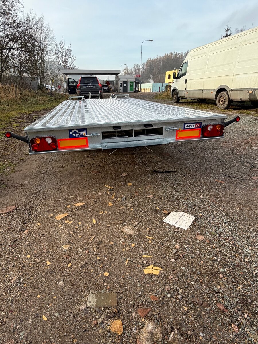 Prodám nový 3-nápravový plato přívěs BLYSS 3500 kg