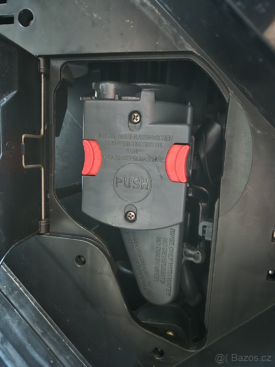 Automatický kávovar DeLonghi Dinamica ECAM 350.15.B - 4