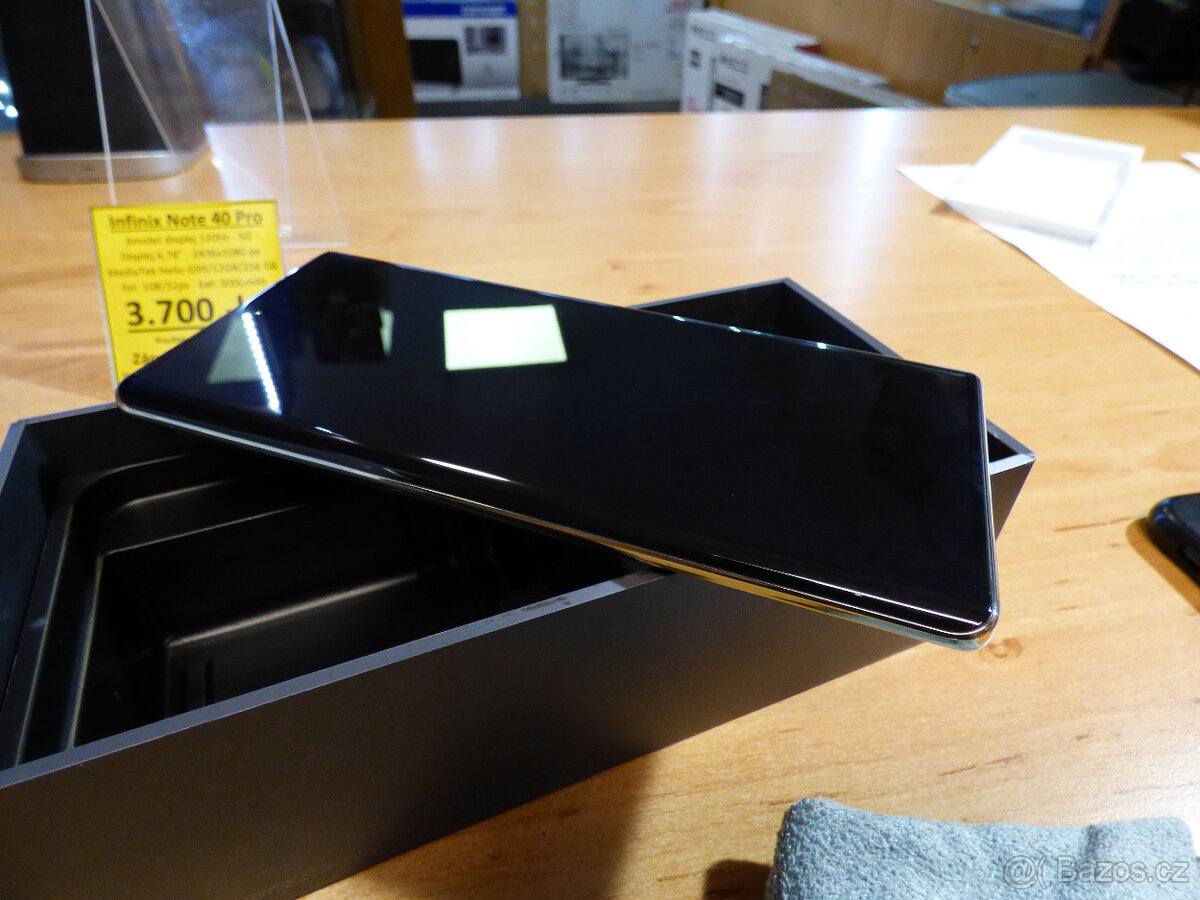 Infinix NOTE 40Pro 12GB/256GB - 4