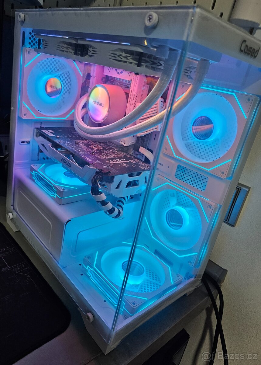 Stolní PC White CPU 12C/24T, RAM32GB, SSD2T, GPU8Gb - 4