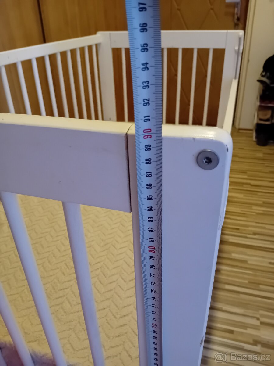 Dětská postýlka i s matrací - 4