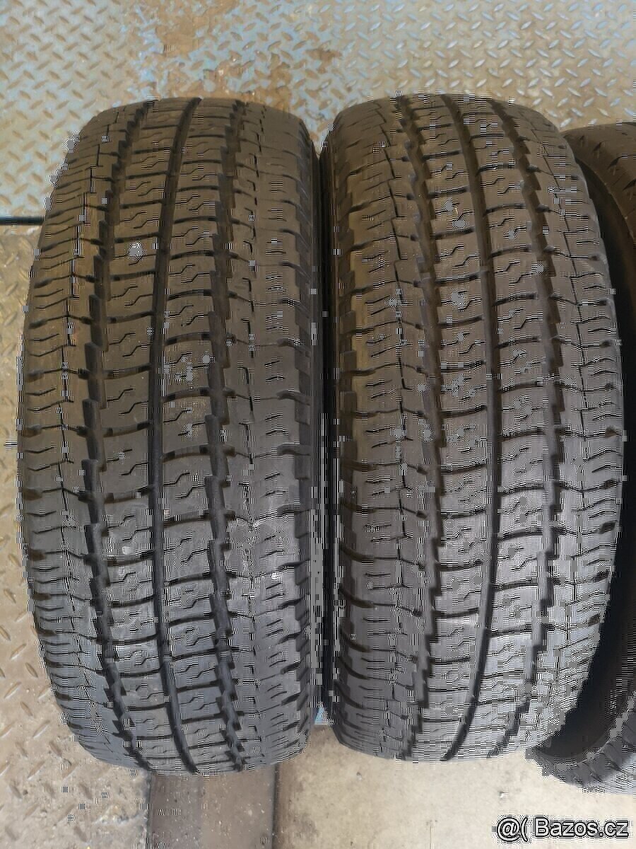 215/70 r15C 215/70/15C - 4