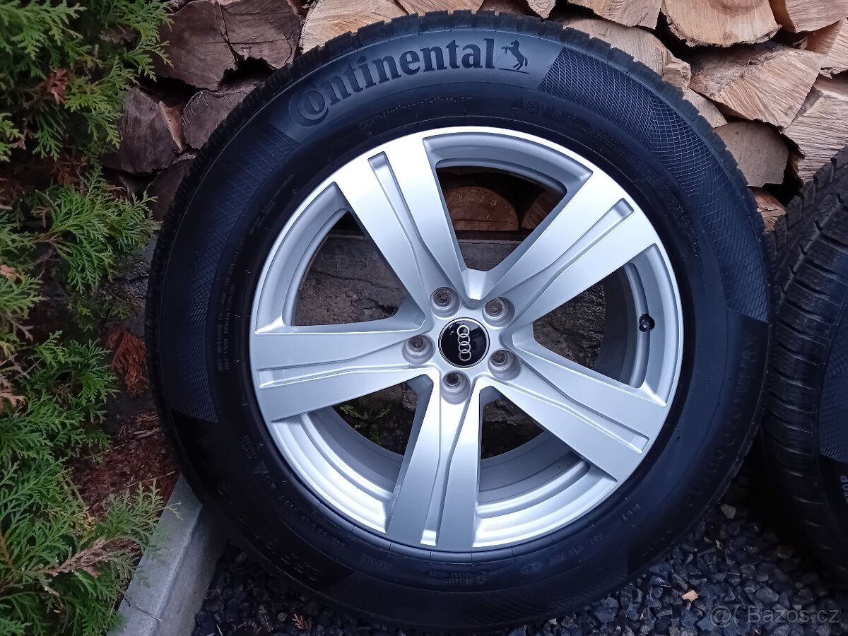 TOP zánovní r18 Audi Q7 - 4