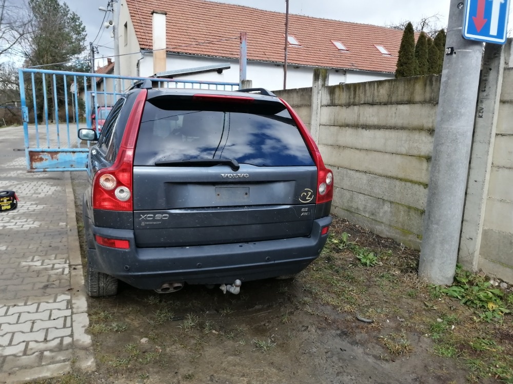 Volvo XC90. - 4