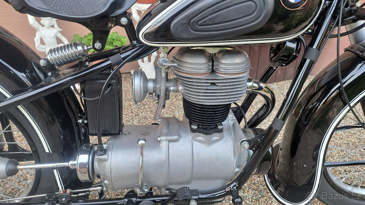 BMW R 25/2 1953 velké brzdovy štíty - 4