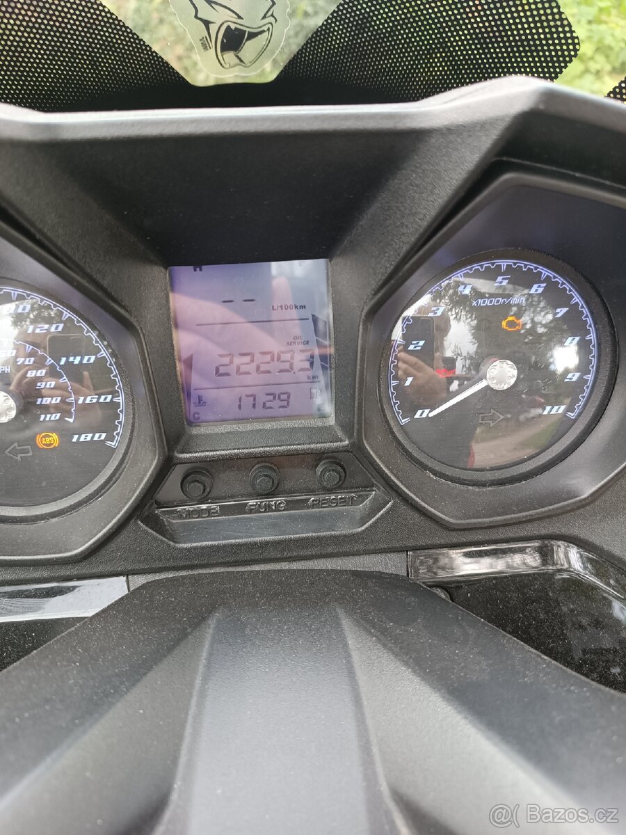 Kymco Downtown 350i ABS - 4