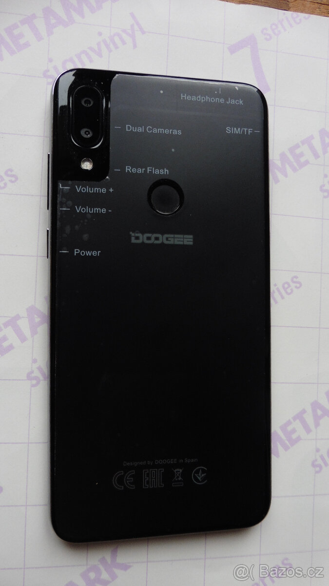 Mobilní telefon Doogie Y7 - 4