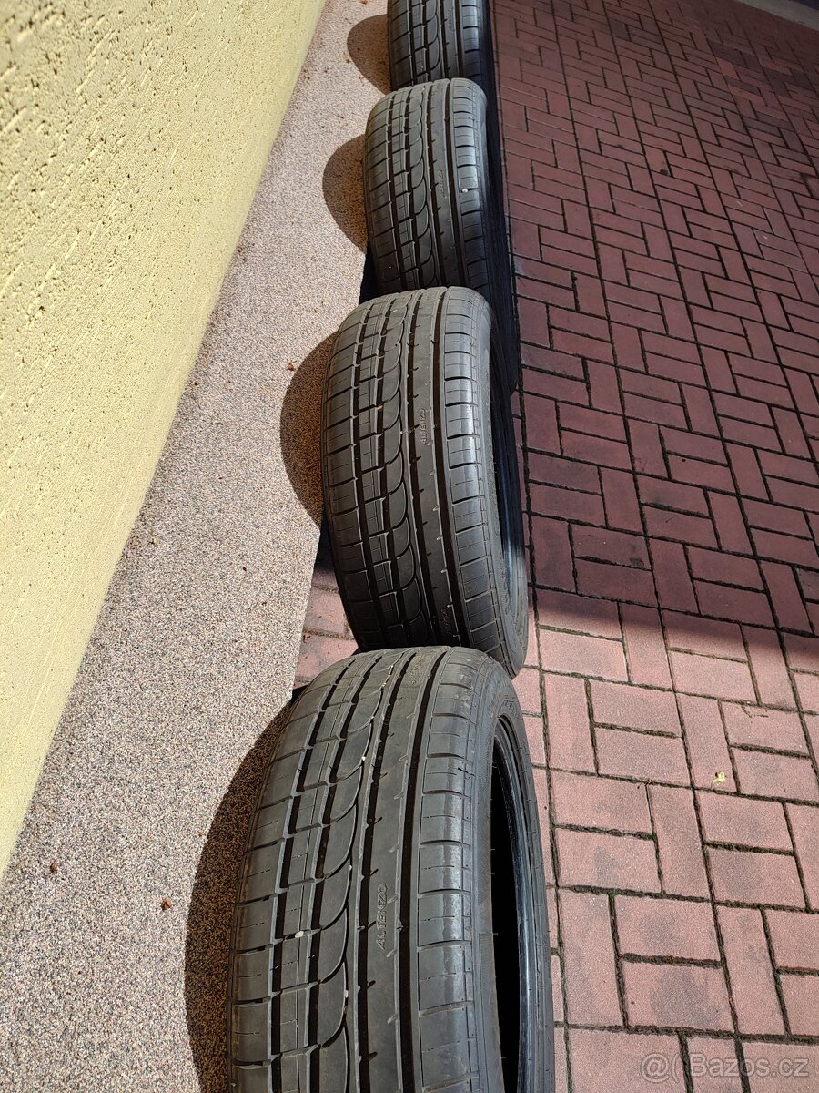 215/55 R17 - 4