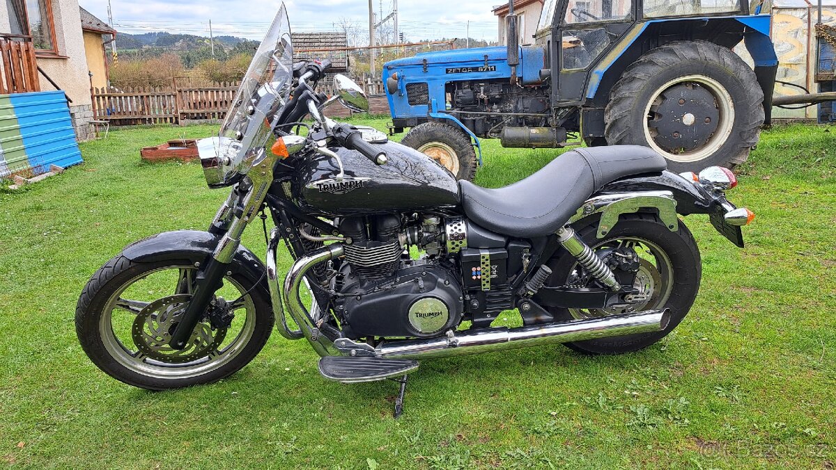 Triumph Speedmaster 900 - 4