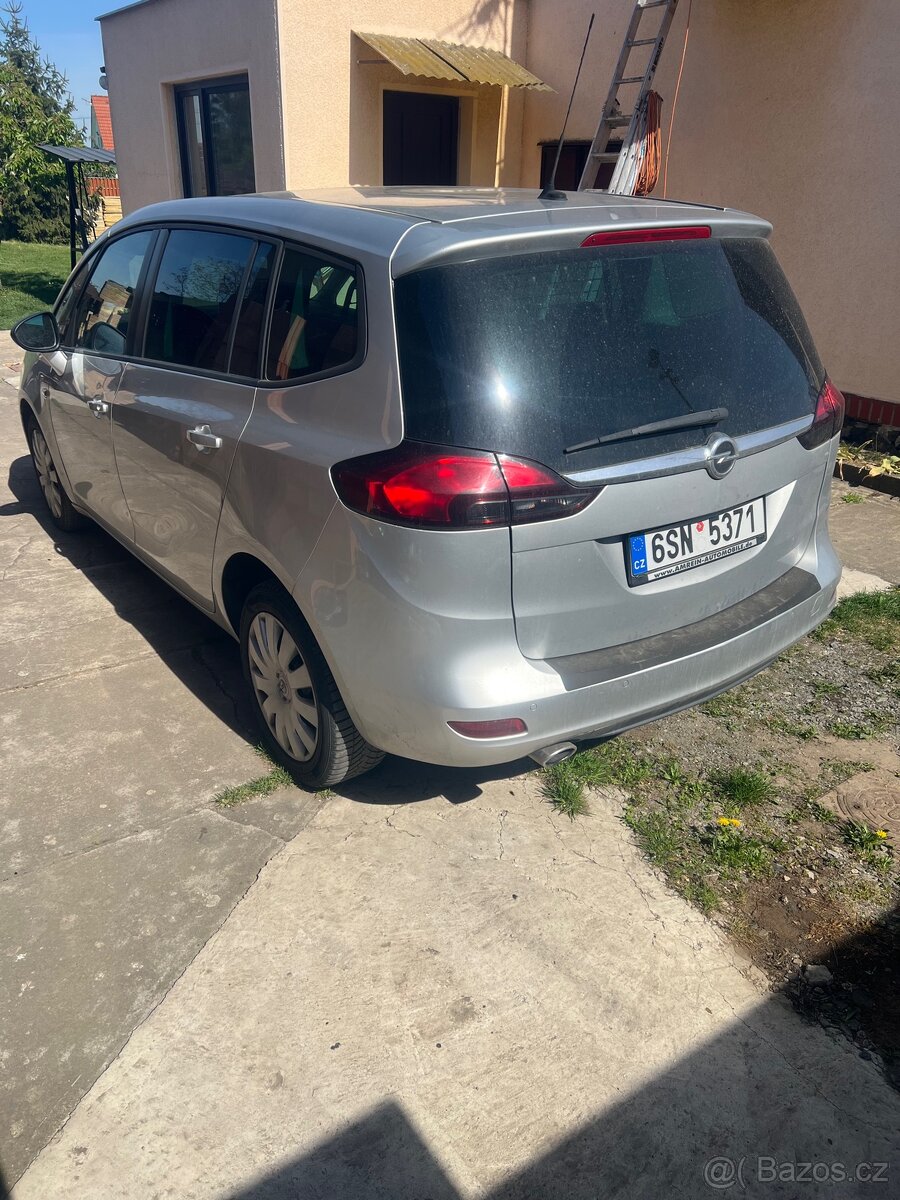 Opel Zafira c - 4