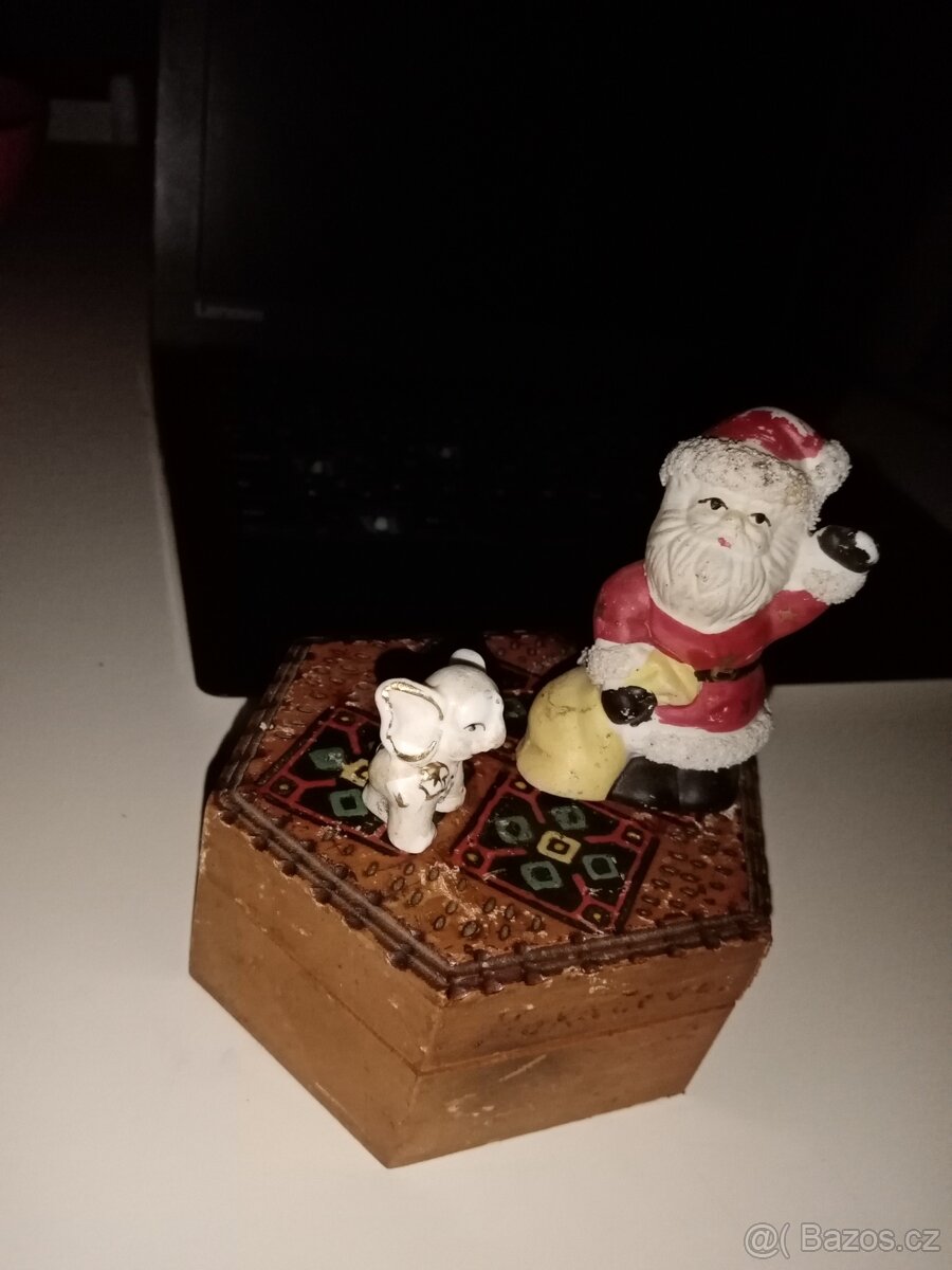 Stará šperkovnice santa a malé slunatko Retro - 4