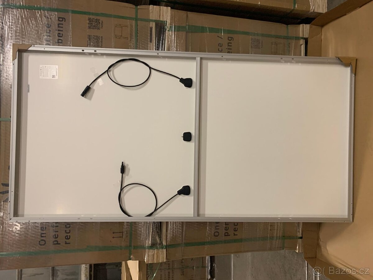 Pro karavan / obytko solární panel Trina 450Wp TSM-DE17M(II) - 4