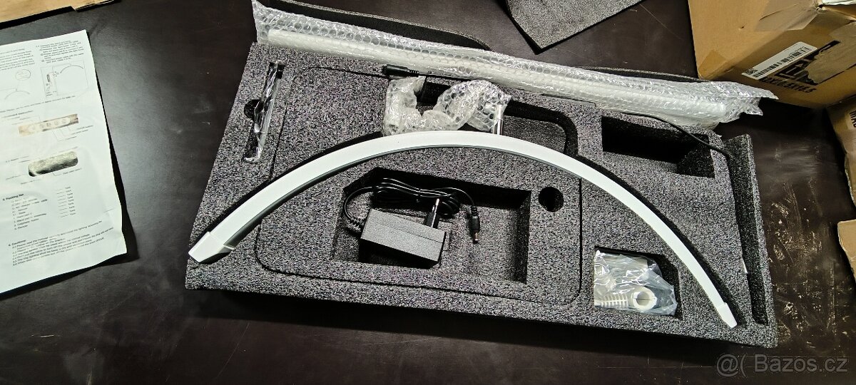 Kosmetická lampa MOON - 4