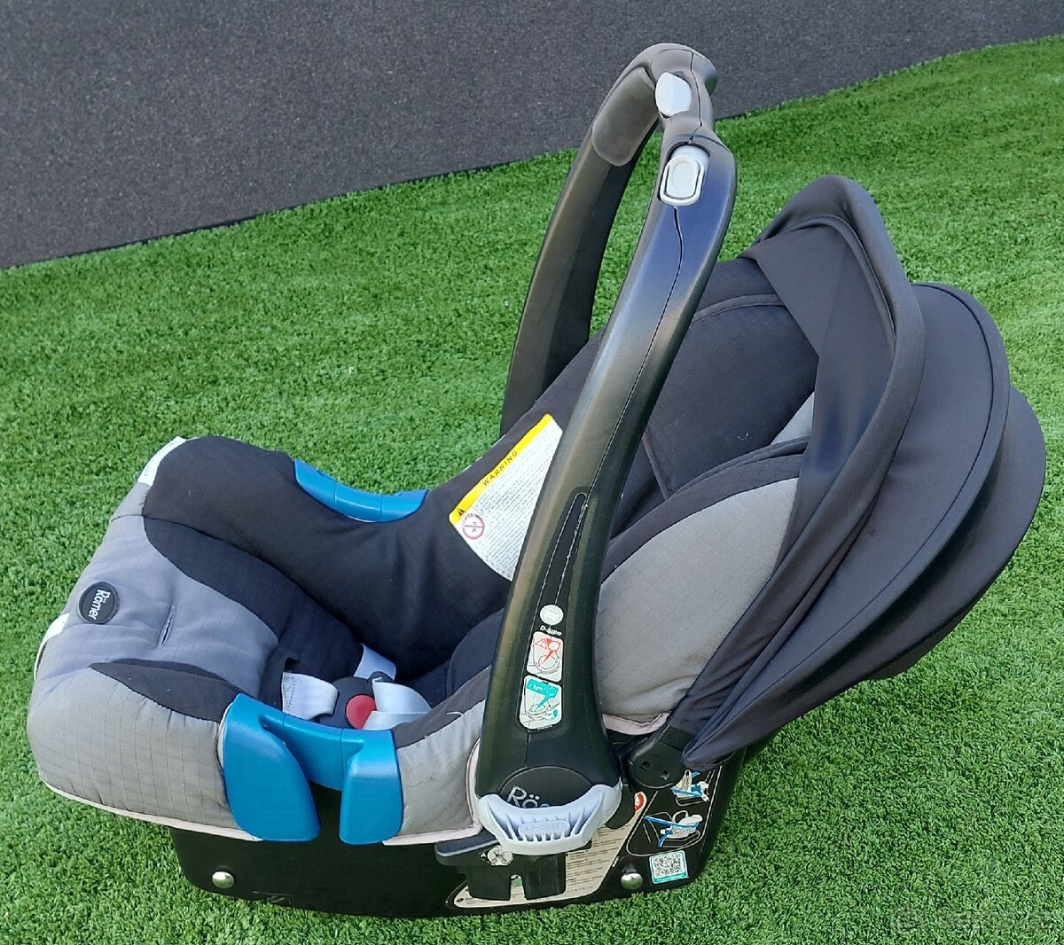 Autosedačka Britax Römer vajíčko - 4