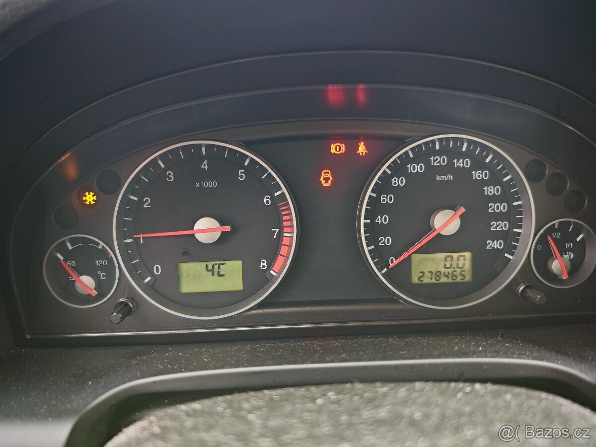 Ford Mondeo III 2.0i 16V na ND - 4