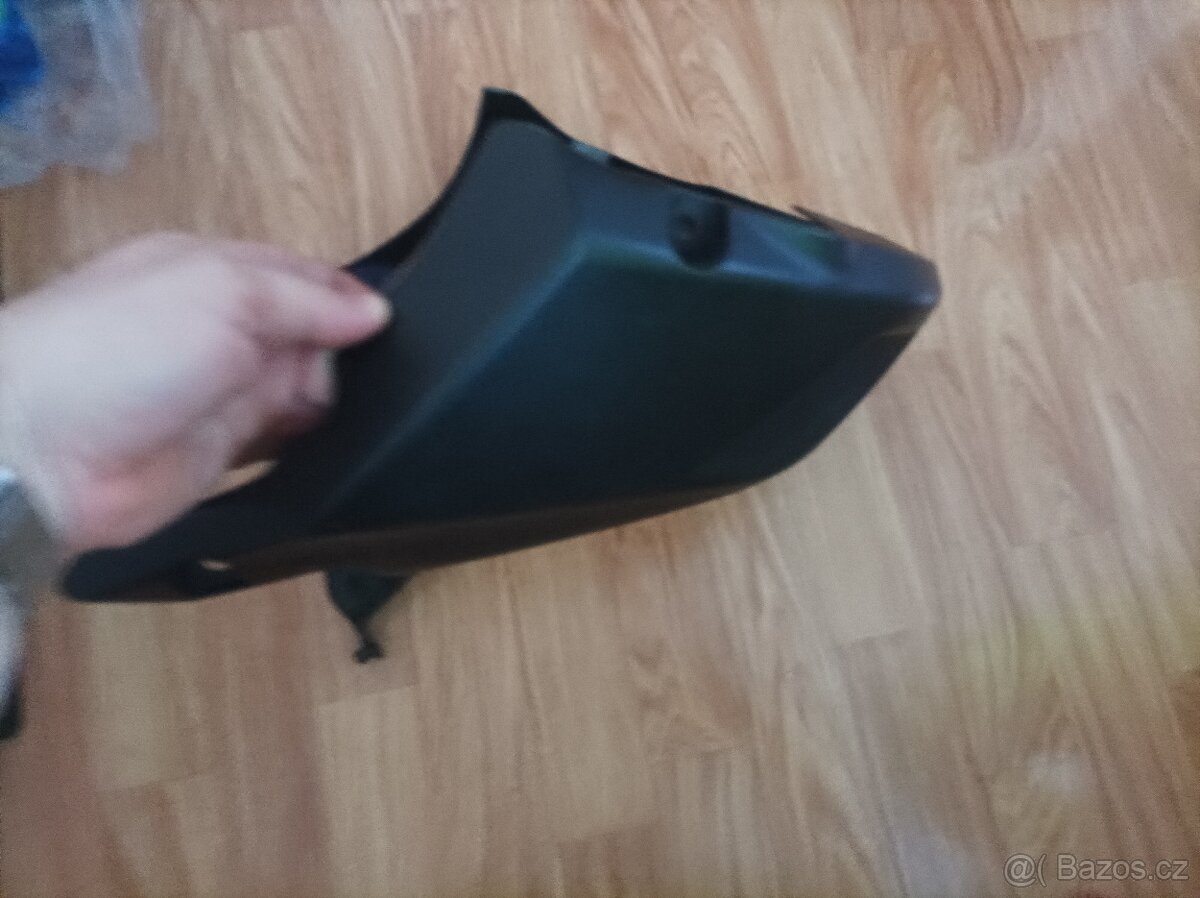 Kryt pod motor Suzuki Dl 1000 - 4