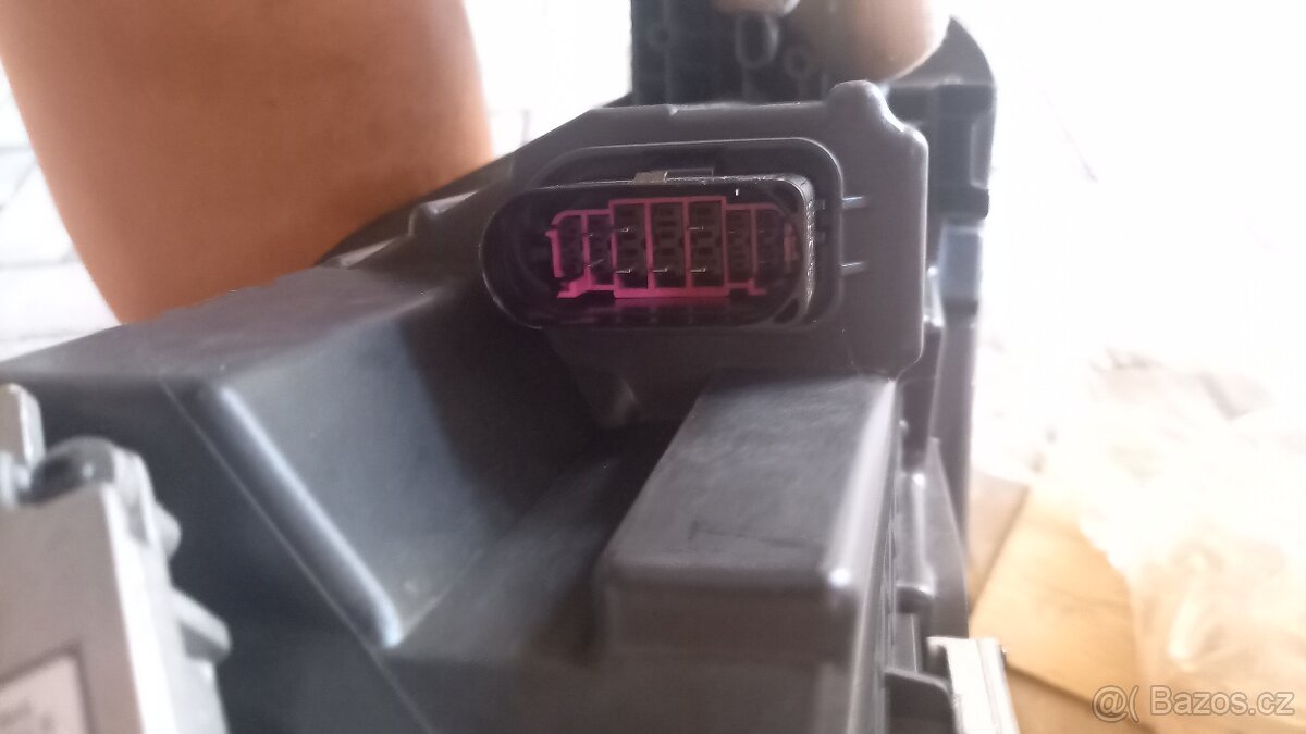 Superb 3 - xenony - 4