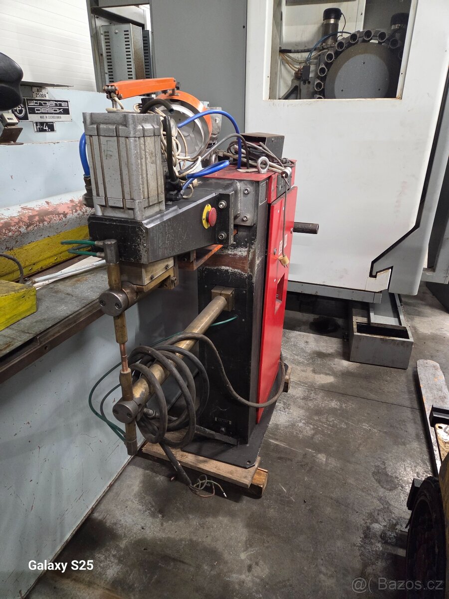 Bodová svářečka JESVA WBP 25 - 4