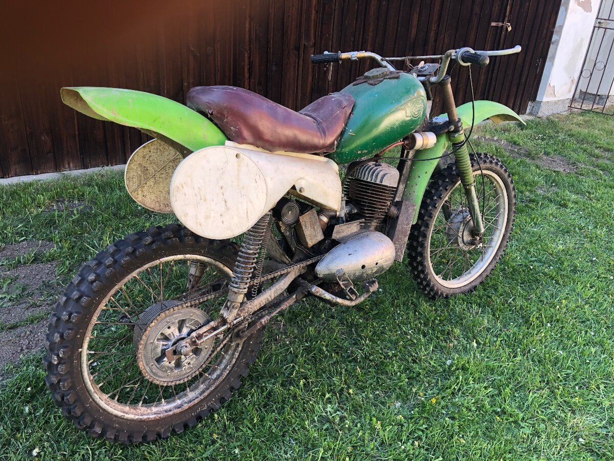 Jawa 250 Cross - 4