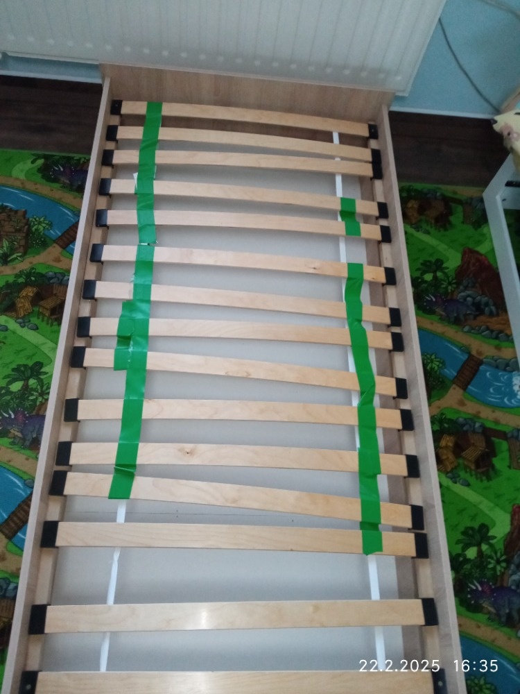 Dětská postel 180 x 90 s roštem a matrací - 4