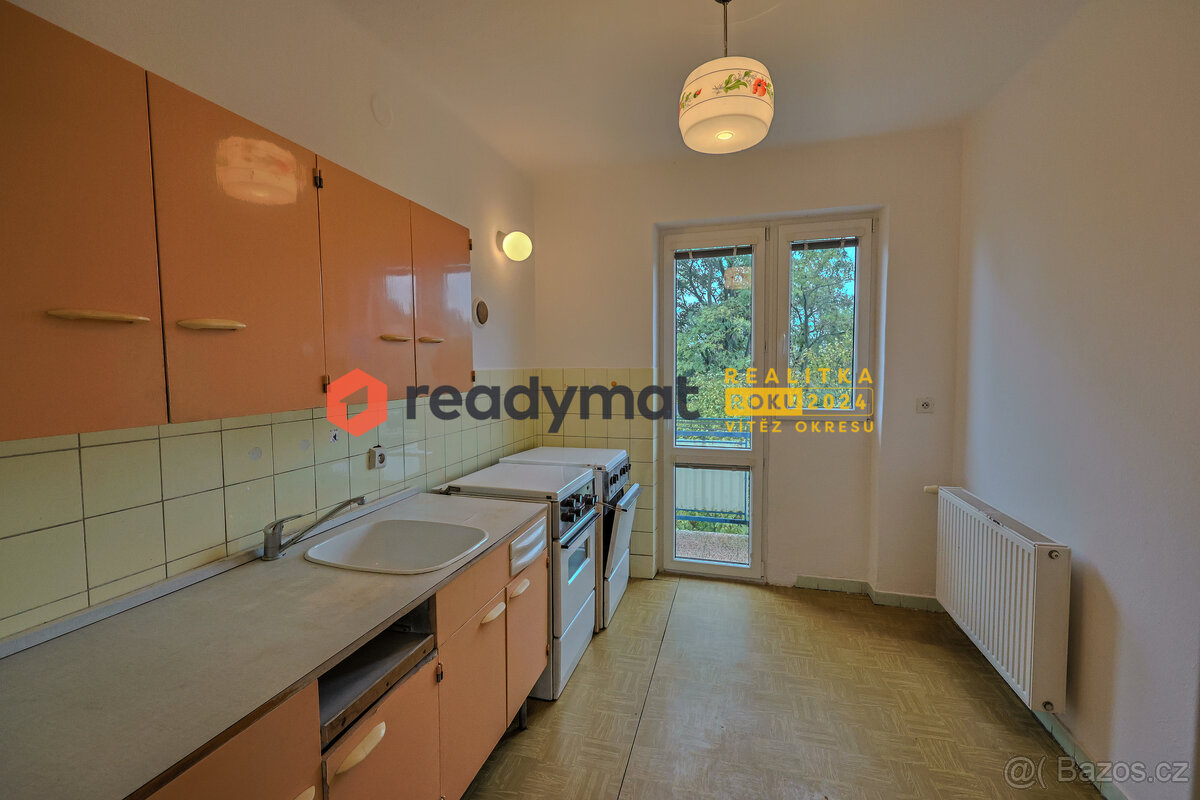 Prodej bytu 3+1, 86 m2, garáž, zahrada, Uherský Brod - 4