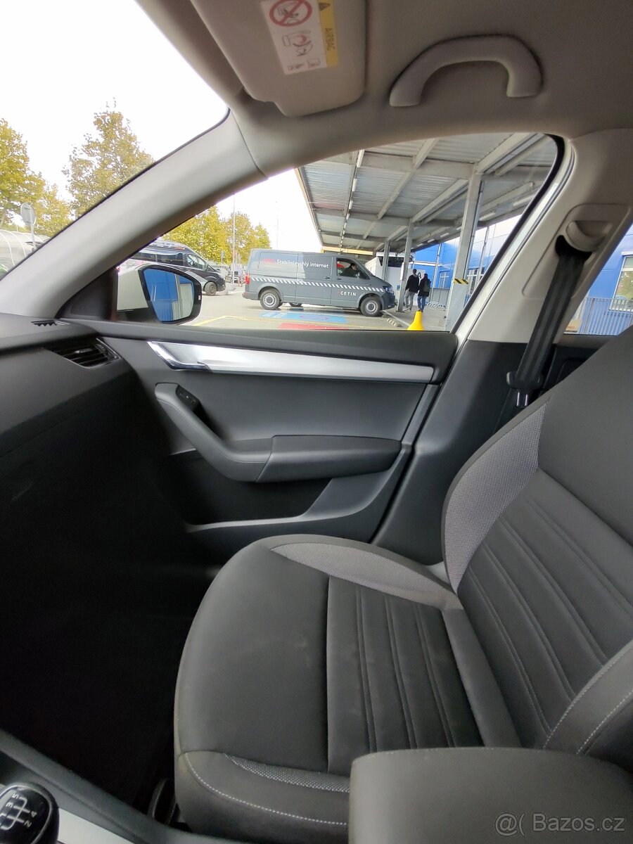 Škoda Octavia 3 still 2018 roku. - 4