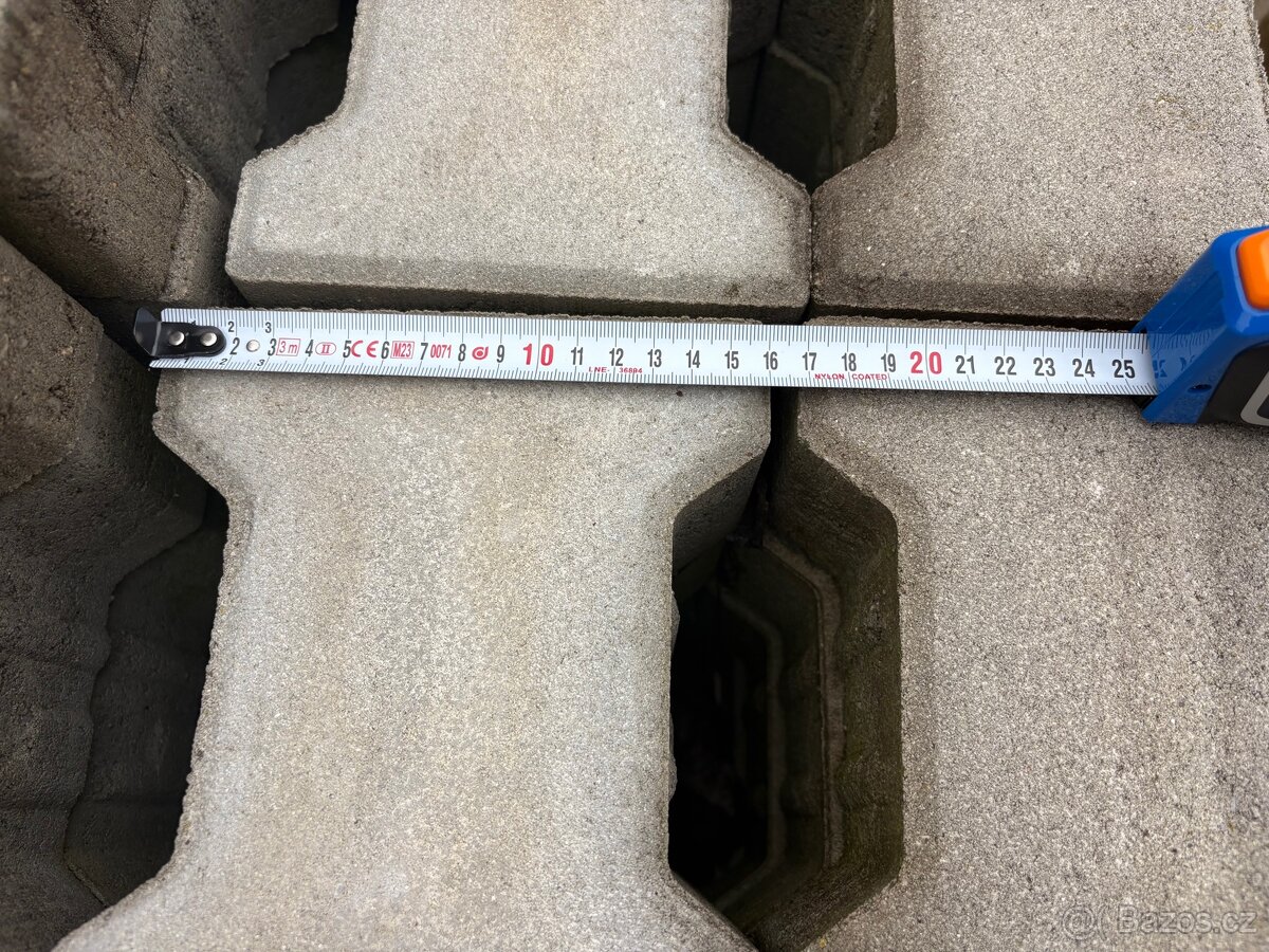 Zámková dlažba Best tvar kost 8cm - 4